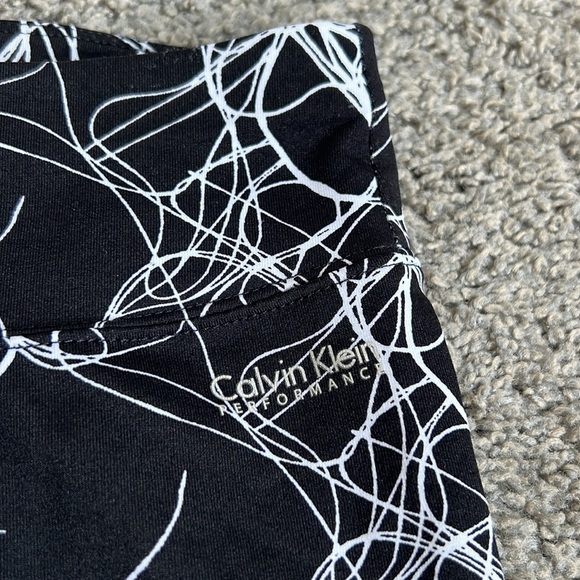 Calvin Klein Black and White Patterned Sport Shorts - Picture 6 of 6